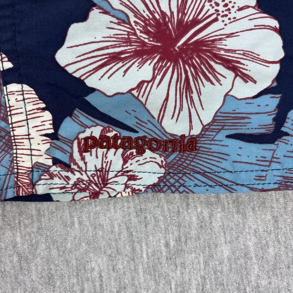 Patagonia Wavefarer Board Shorts Mens 34 Blue Floral 8